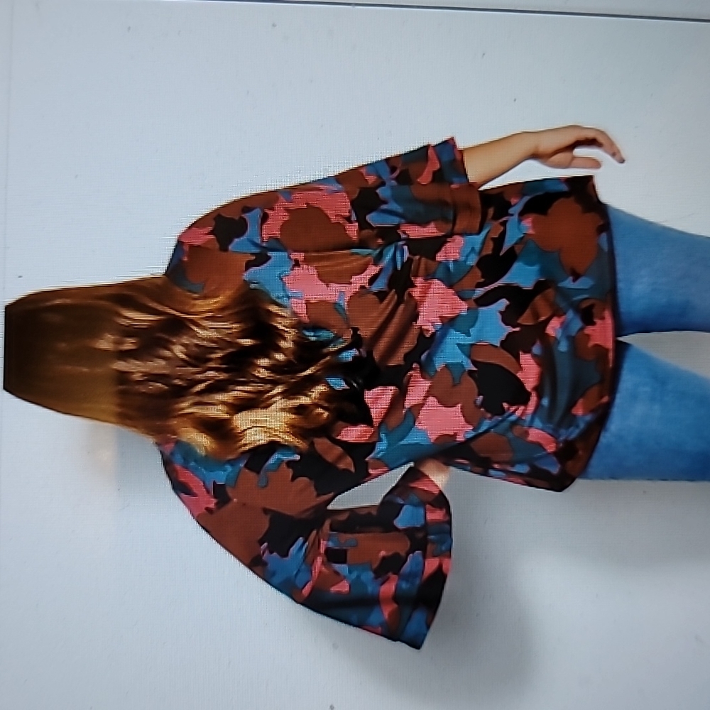 Print Top - Picture 3 of 4